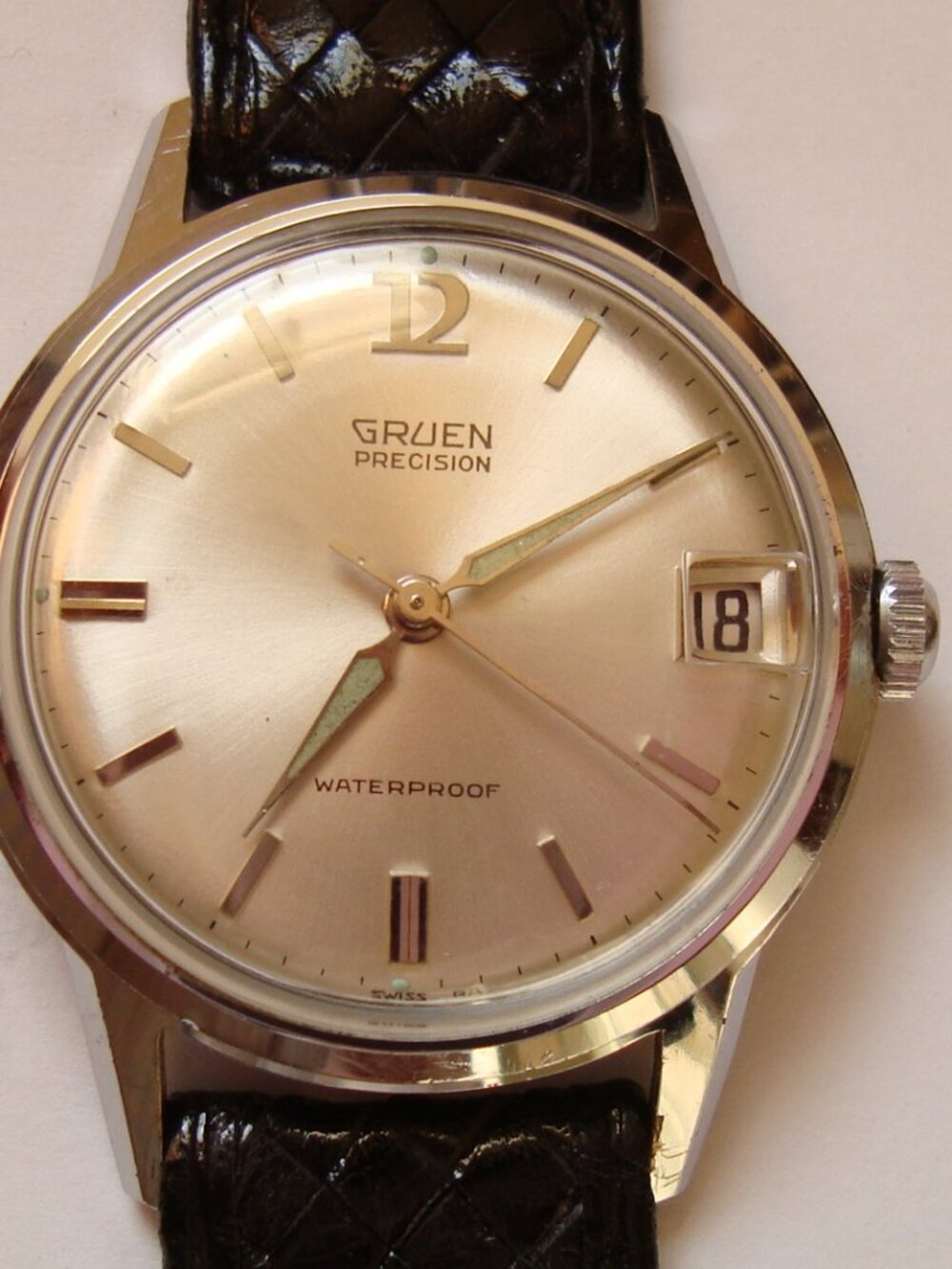 VINTAGE WIND UP GRUEN PRECISION,RUN GREAT